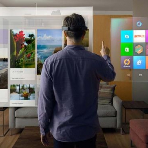 微软HoloLens开发者版将于一年内推出