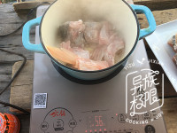 萝卜白菜鱼头汤的做法步骤6